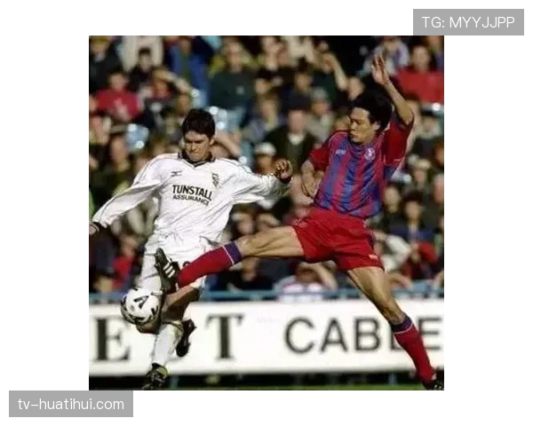 英超助攻榜现后卫身影 哈特曼与塞内西并列前五